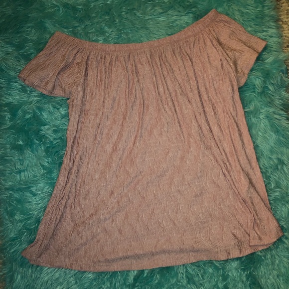 Off the shoulder pink top - Picture 4 of 4